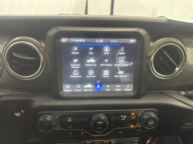 2023 Jeep Gladiator Overland