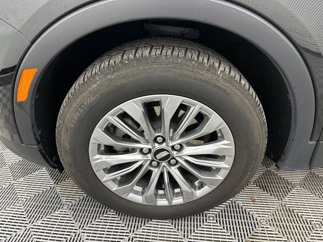 2024 Cadillac XT4 FWD Premium Luxury