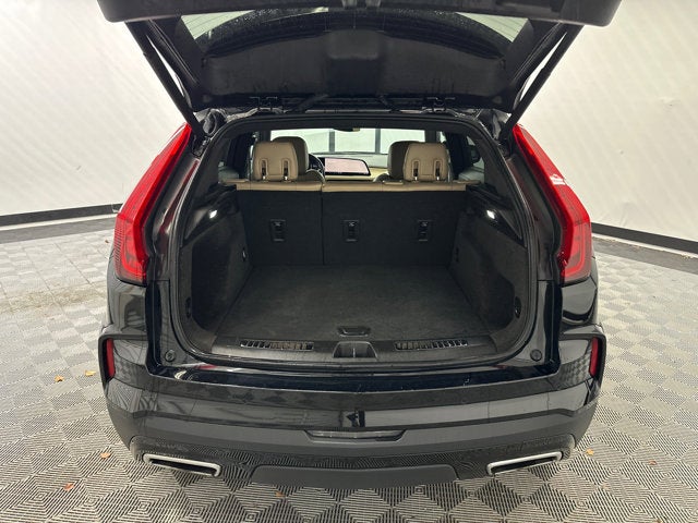 2024 Cadillac XT4 FWD Premium Luxury