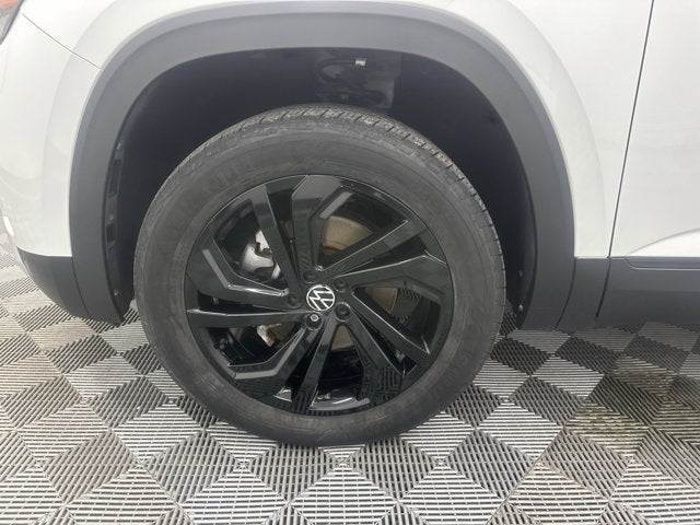 2022 Volkswagen Atlas 2.0T SE w/Technology