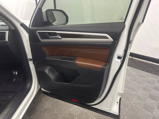 2022 Volkswagen Atlas 2.0T SE w/Technology