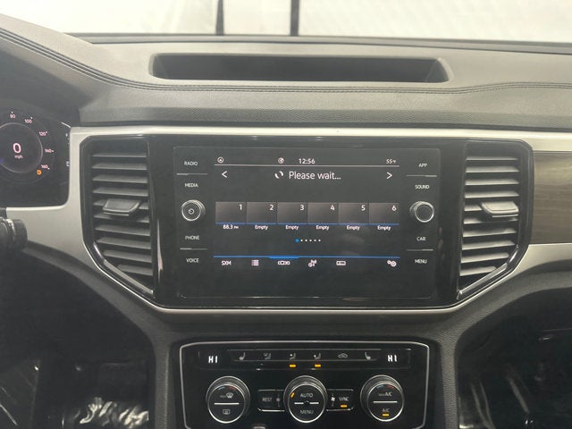 2022 Volkswagen Atlas 2.0T SE w/Technology