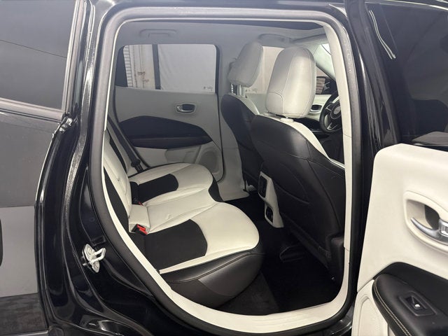 2019 Jeep Compass Latitude w/Sun/Wheel Pkg