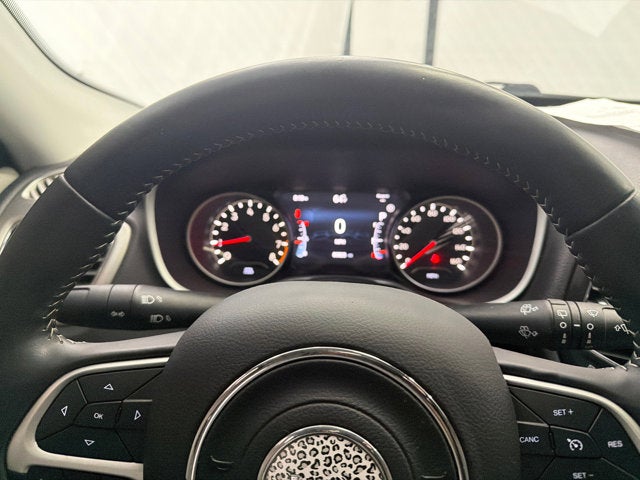 2019 Jeep Compass Latitude w/Sun/Wheel Pkg