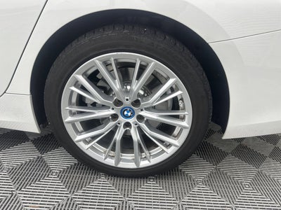 2024 BMW 3 Series 330e xDrive