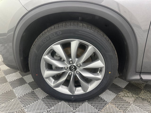 2022 INFINITI QX50 LUXE