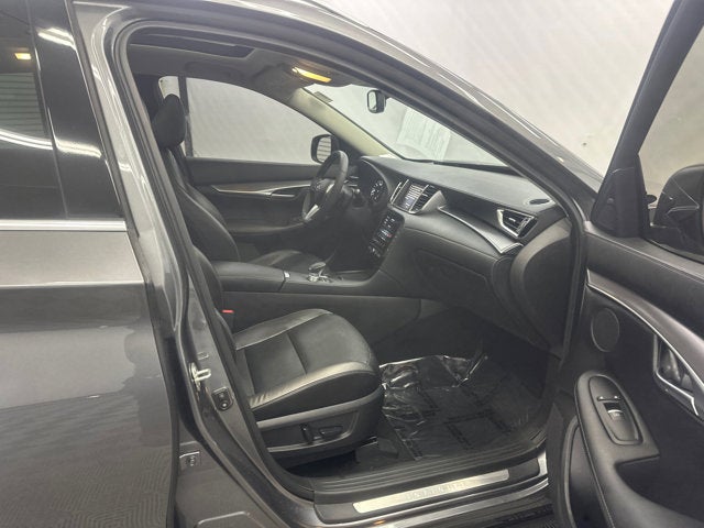 2022 INFINITI QX50 LUXE