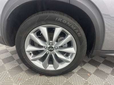 2022 INFINITI QX50 LUXE