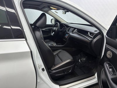 2024 INFINITI QX50 LUXE