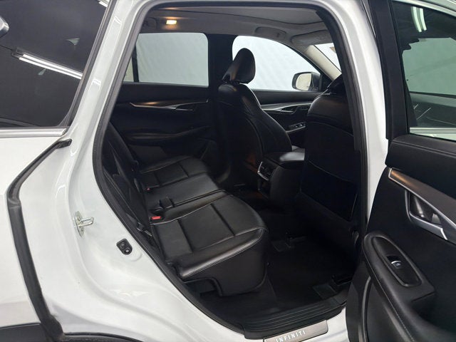 2024 INFINITI QX50 LUXE