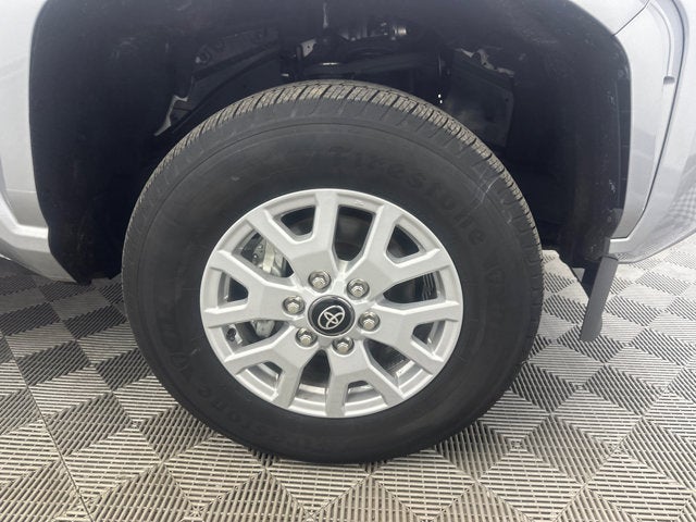 2024 Toyota Tacoma 2WD SR5