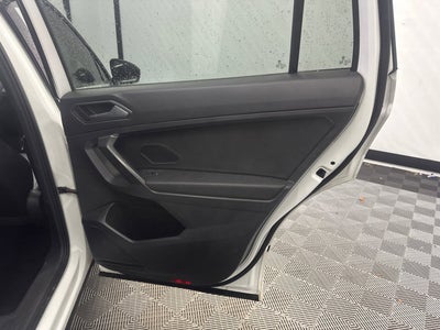 2021 Volkswagen Tiguan SE R-Line Black