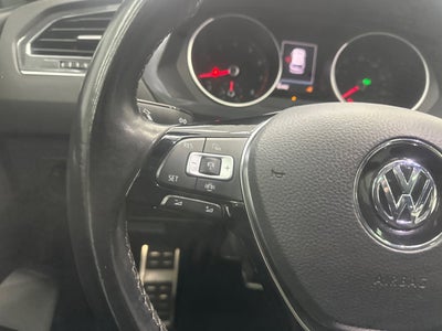 2021 Volkswagen Tiguan SE R-Line Black