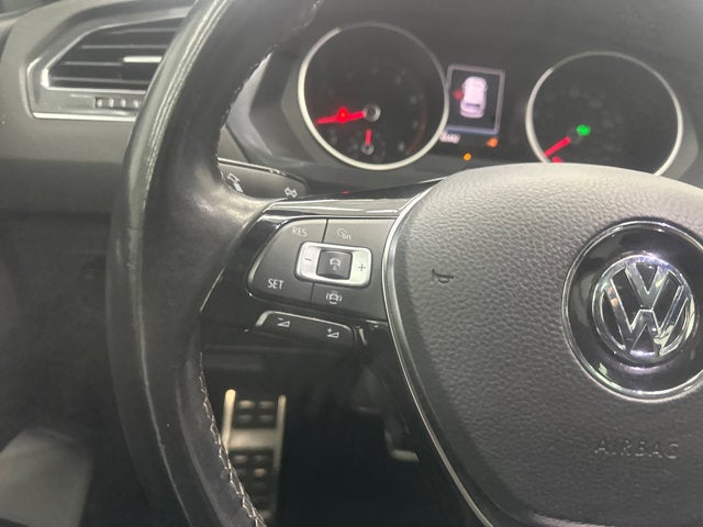 2021 Volkswagen Tiguan SE R-Line Black