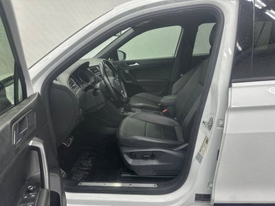 2021 Volkswagen Tiguan SE R-Line Black