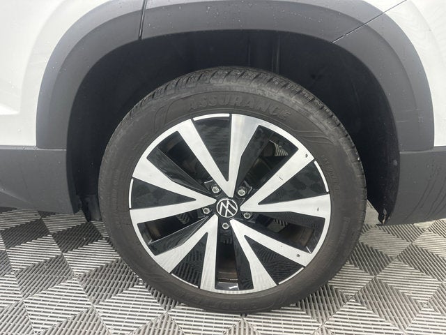 2024 Volkswagen Taos SE