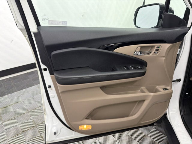 2022 Honda Pilot Touring 7-Passenger