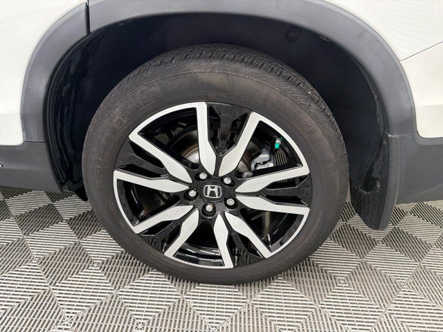 2022 Honda Pilot Touring 7-Passenger