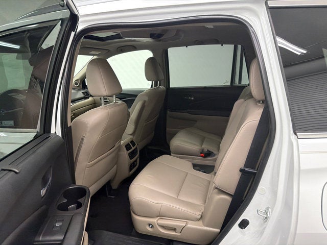 2022 Honda Pilot Touring 7-Passenger