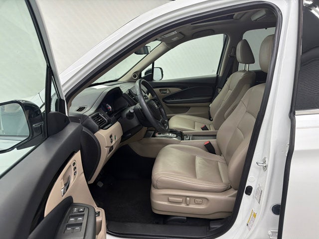 2022 Honda Pilot Touring 7-Passenger