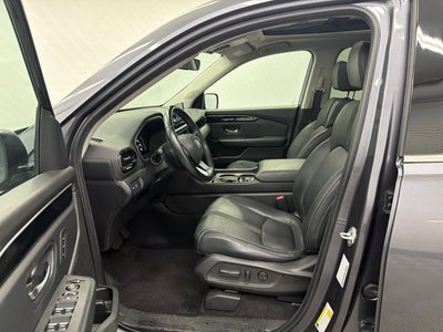 2023 Honda Pilot Touring