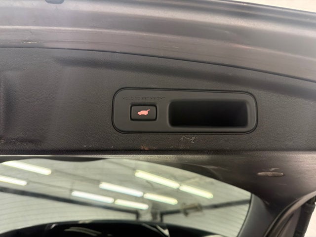 2023 Acura MDX w/Technology Package