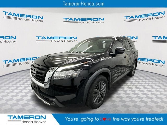 2022 Nissan Pathfinder SL