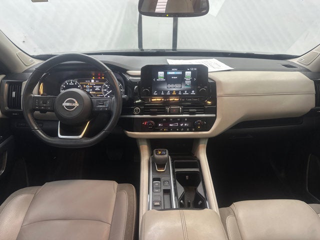 2022 Nissan Pathfinder SL