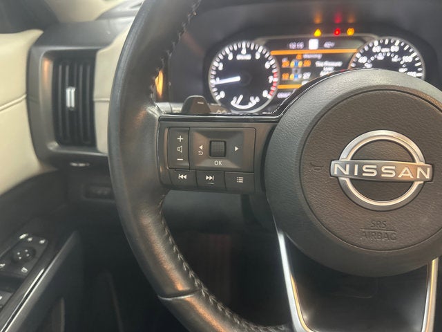 2022 Nissan Pathfinder SL