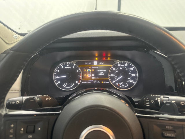 2022 Nissan Pathfinder SL