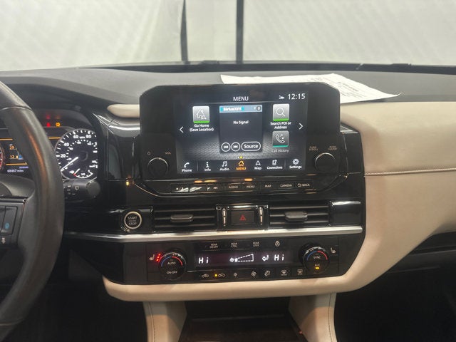 2022 Nissan Pathfinder SL