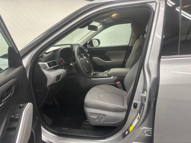 2021 Toyota Highlander L