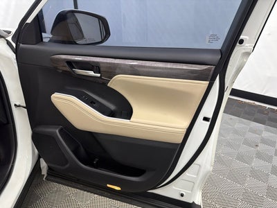 2023 Toyota Highlander Limited