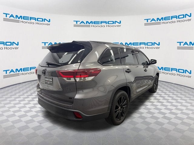 2019 Toyota Highlander SE