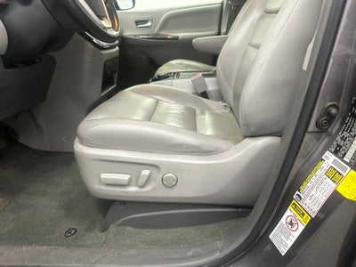2016 Toyota Sienna L