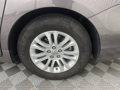 2016 Toyota Sienna L
