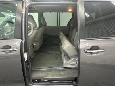 2016 Toyota Sienna L