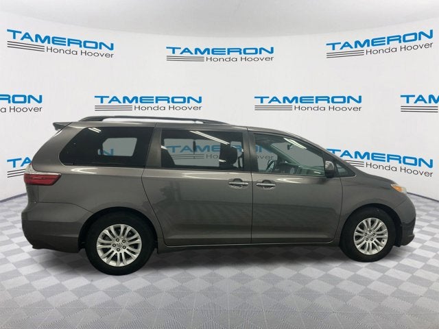 2016 Toyota Sienna L