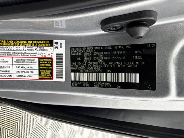 2024 Toyota Sienna XLE