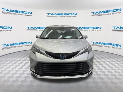 2024 Toyota Sienna XLE