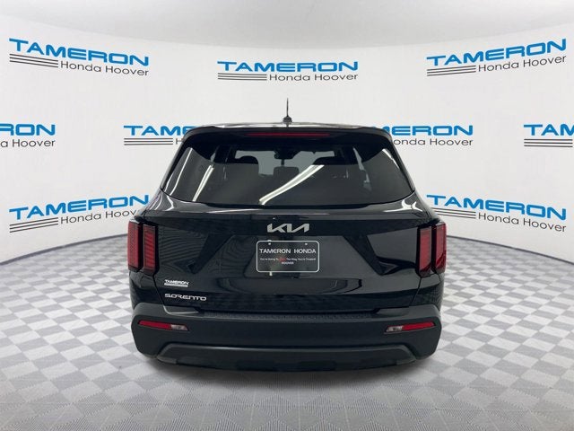 2023 Kia Sorento LX