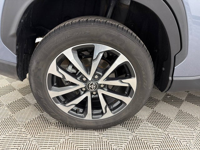 2022 Toyota Corolla Cross XLE