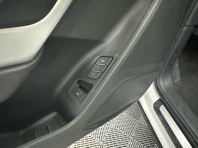 2024 Audi Q3 S line Premium