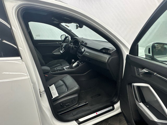 2024 Audi Q3 S line Premium