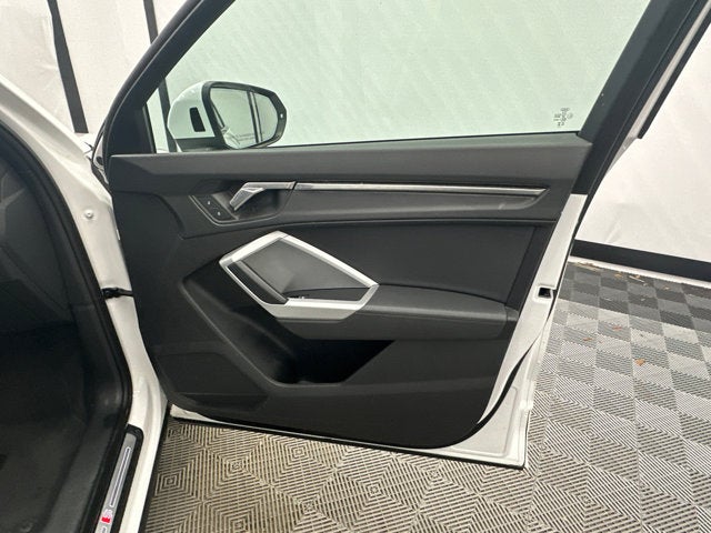 2024 Audi Q3 S line Premium