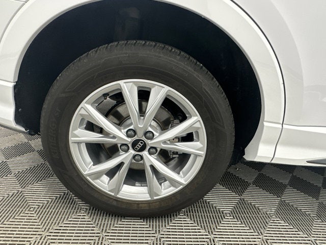 2024 Audi Q3 S line Premium