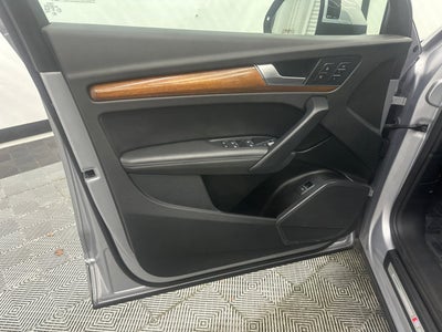 2022 Audi Q5 S line Premium Plus