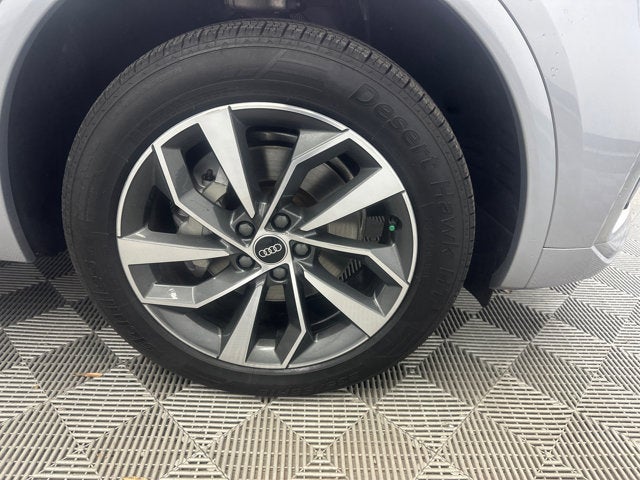 2022 Audi Q5 S line Premium Plus