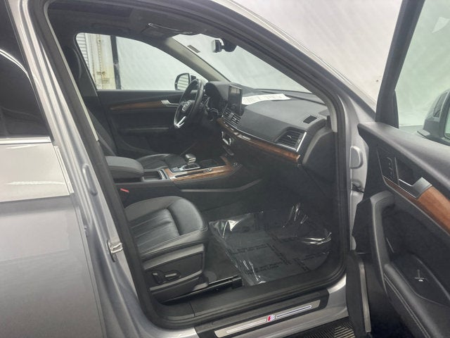 2022 Audi Q5 S line Premium Plus