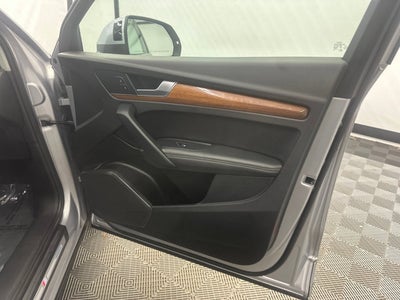 2022 Audi Q5 S line Premium Plus